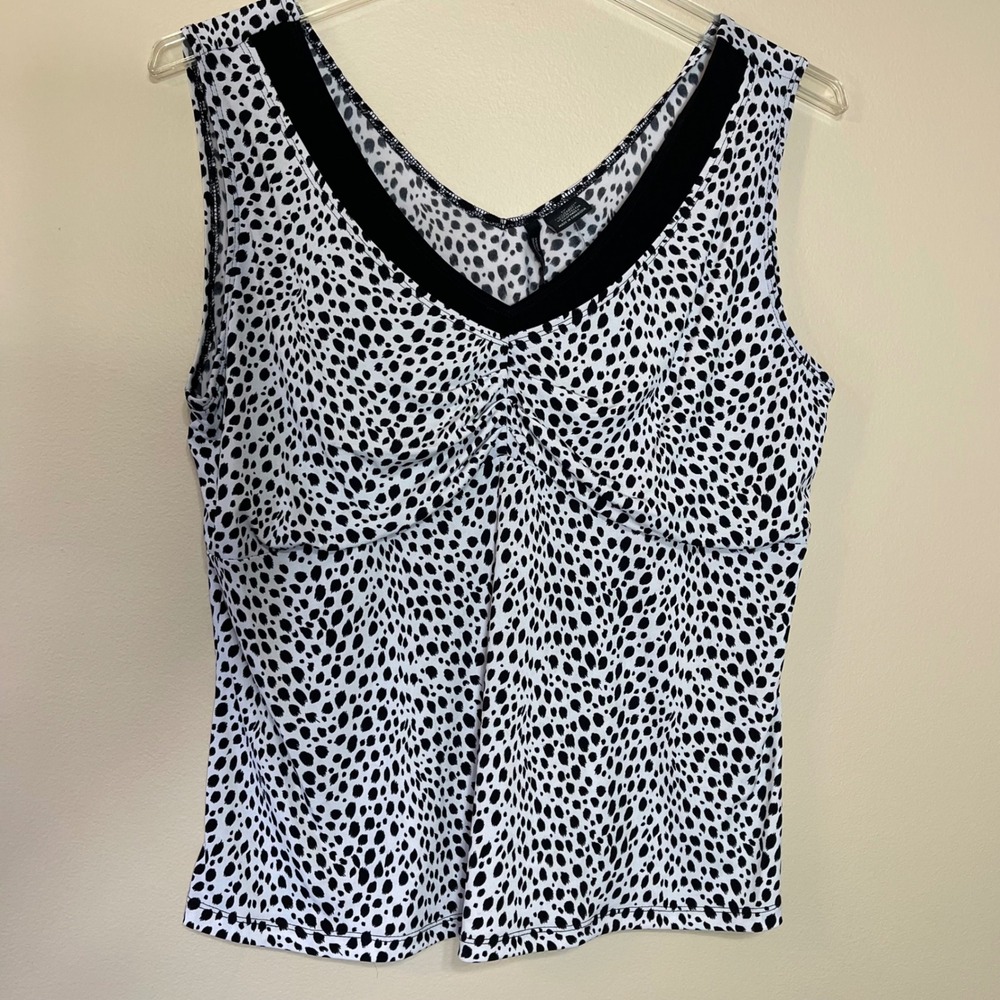 New Directions Woman 1X Sleeveless V-Neck‎ Animal Print Blouse White Black NEW